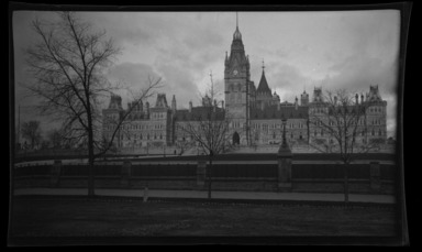 Raoul Froger-Doudement (American, born France, active 1890s-1900s). <em>House of Commons, Ottawa, Ontario</em>, ca. 1900. Glass plate negative Brooklyn Museum, Brooklyn Museum/Brooklyn Public Library, Brooklyn Collection, 1996.164.3-7 (Photo: , 1996.164.3-7_bw_SL4.jpg)