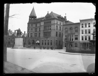 Edgar S. Thomson (American, active 1890s–1900s). <em>Thomas De Witt Talmage Tabernacle Destroyed by Fire</em>, 1894. Gelatin silver glass dry plate negative Brooklyn Museum, Brooklyn Museum/Brooklyn Public Library, Brooklyn Collection, 1996.164.7-15 (Photo: , 1996.164.7-15_glass_bw_SL4.jpg)