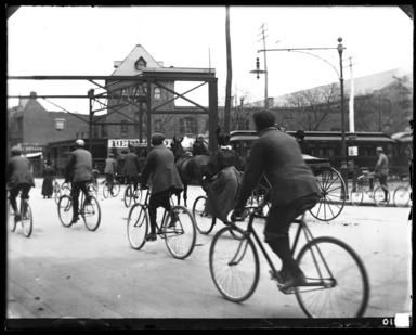 Edgar S. Thomson (American, active 1890s-1900s). <em>Bicycles at Bedford Atlantic Avenues</em>, 1896. Gelatin silver glass dry plate negative Brooklyn Museum, Brooklyn Museum/Brooklyn Public Library, Brooklyn Collection, 1996.164.7-93 (Photo: , 1996.164.7-93_glass_bw_SL4.jpg)