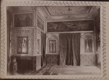  <em>[Untitled], One of 274 Vintage Photographs</em>, late 19th-early 20th century. Photograph, 5 1/8 x 7 1/16 in. (13 x 18 cm). Brooklyn Museum, Purchase gift of Leona Soudavar in memory of Ahmad Soudavar, 1997.3.154 (Photo: Brooklyn Museum, 1997.3.154_IMLS_PS3.jpg)