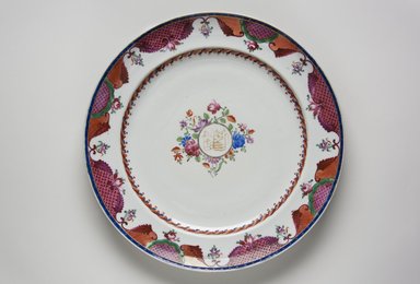 <em>Plate with Insignia of Fath'Ali Shah</em>, early 19th century. Ceramic, overglaze and gold enamels, 9 3/4 x 9 3/4 x 9 3/4 in. (24.8 x 24.8 x 24.8 cm). Brooklyn Museum, Purchase gift of Mr. and Mrs. Mahyar Amir Saleh, 1997.3.1. Creative Commons-BY (Photo: Brooklyn Museum, 1997.3.1_top_PS11.jpg)