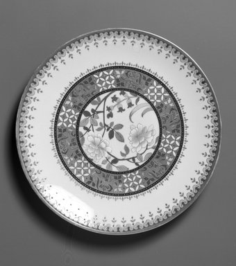 Minton (founded 1793). <em>Plate</em>, ca. 1880. Porcelain, 1 x 9 5/8 x 9 5/8 in. (2.5 x 24.4 x 24.4 cm). Brooklyn Museum, H. Randolph Lever Fund, 1998.141. Creative Commons-BY (Photo: Brooklyn Museum, 1998.141_bw.jpg)