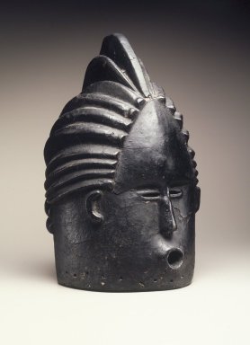 Bassa. <em>Sande society mask (sowei)</em>, early 20th century. Wood, pigment, 16 1/2 x 9 x 10 in. (41.9 x 22.9 x 25.4 cm). Brooklyn Museum, Gift of Blake Robinson, 1998.80.2. Creative Commons-BY (Photo: Brooklyn Museum, 1998.80.2_transpc002.jpg)