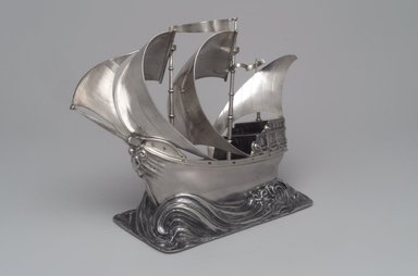 George W. Shiebler & Co. (1876–1915). <em>Yachting Trophy</em>, ca. 1904. Silver, 6 x 9 1/2 x 5 1/16 in. (15.3 x 24.1 x 12.8cm). Brooklyn Museum, Purchased with funds given by the Charles and Mildred Schnurmacher Foundation, Inc., 1998.91. Creative Commons-BY (Photo: Brooklyn Museum, 1998.91.jpg)