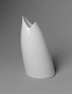 Philippe Starck (French, born 1949). <em>"Su-Mi Tang" Creamer/Sugar Bowl</em>, Designed 1991-1992. Porcelain, height: 5 1/2 in. (14.0 cm);. Brooklyn Museum, Gift of Alessi S.p.A., 1999.40.58. Creative Commons-BY (Photo: Brooklyn Museum, 1999.40.58_bw.jpg)