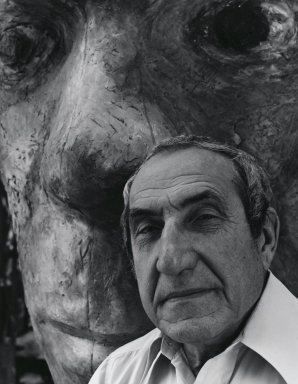 Arthur Mones (American, 1919-1998). <em>Phillip Pavia</em>, 1981. Gelatin silver photograph, image:  13 1/2 x 10 1/2 in.  (34.3 x 26.7 cm);. Brooklyn Museum, Gift of Wayne and Stephanie Mones at the request of their father, Arthur Mones, 2000.89.31. © artist or artist's estate (Photo: Brooklyn Museum, 2000.89.31_PS4.jpg)