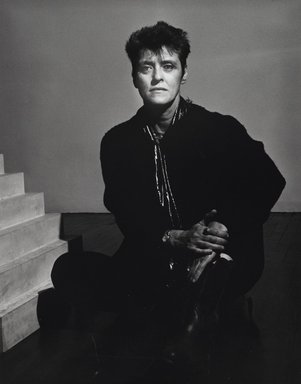 Arthur Mones (American, 1919-1998). <em>Jackie Winsor</em>, 1988. Gelatin silver photograph, image:  13 1/2 x 10 1/2 in.  (34.3 x 26.7 cm);. Brooklyn Museum, Gift of Wayne and Stephanie Mones at the request of their father, Arthur Mones, 2000.89.83. © artist or artist's estate (Photo: Brooklyn Museum, 2000.89.83_PS4.jpg)