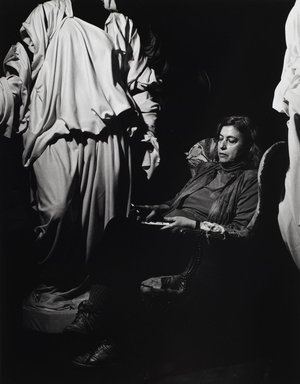 Arthur Mones (American, 1919-1998). <em>Muriel Castanis</em>, 1988. Gelatin silver photograph, image:  13 1/2 x 10 1/2 in.  (34.3 x 26.7 cm);. Brooklyn Museum, Gift of Wayne and Stephanie Mones at the request of their father, Arthur Mones, 2000.89.89. © artist or artist's estate (Photo: Brooklyn Museum, 2000.89.89_PS4.jpg)