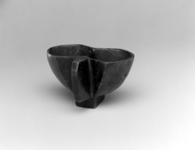 Kuba. <em>Cup with a Double Bowl</em>, late 19th or early 20th century. Wood, 4 1/4 x 3 1/8 x 2 1/2 in. (10.8 x 7.9 x 6.4 cm). Brooklyn Museum, Gift of Blake Robinson, 2002.31.15. Creative Commons-BY (Photo: Brooklyn Museum, 2002.31.15_bw.jpg)