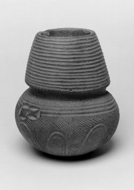 Zande. <em>Vessel</em>, early 20th century. Terracotta, 6 3/8 x 5 1/4 x 5 1/4 in. (16.2 x 13.3 x 13.3 cm). Brooklyn Museum, Gift of Drs. John I. and Nicole Dintenfass, 2004.106.1. Creative Commons-BY (Photo: Brooklyn Museum, 2004.106.1_bw.jpg)