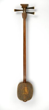  <em>Musical Instrument</em>, 1644-1911. Yellow rosewood (Huang huali), snakeskin, catgut strings, 46 1/8 x 3 1/2 x 9 1/2 in. (117.2 x 8.9 x 24.1 cm). Brooklyn Museum, Gift of Dr. Alvin E. Friedman-Kien, 2004.112.6. Creative Commons-BY (Photo: Brooklyn Museum, 2004.112.6_PS1.jpg)