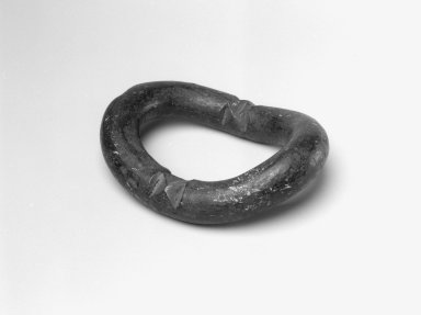 Dan. <em>Anklet</em>, 19th century. Copper alloy, 1 3/4 x 4 1/2 x 6 in. (4.4 x 11.4 x 15.2 cm). Brooklyn Museum, Gift of Blake Robinson, 2004.52.15. Creative Commons-BY (Photo: Brooklyn Museum, 2004.52.15_bw.jpg)