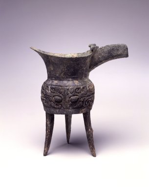  <em>Jue</em>, 14th century B.C.E. Bronze, 5 3/4 x 5 x 2 3/4 in.  (14.6 x 12.7 x 7.0 cm). Brooklyn Museum, Anonymous gift, 2004.82.1. Creative Commons-BY (Photo: Brooklyn Museum, 2004.82.1.jpg)