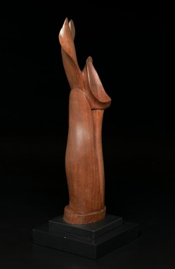 Robert Laurent (American, born France, 1890-1970). <em>Plant Form</em>, ca. 1920-1923. Wood on separate wood base, Overall with base: 21 1/4 x 7 1/4 x 7 1/4 in. (54 x 18.4 x 18.4 cm). Brooklyn Museum, Dick S. Ramsay Fund, 2008.1. © artist or artist's estate (Photo: Brooklyn Museum, 2008.1_view1_PS2.jpg)