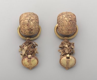 Korean. <em>Pair of Earrings</em>, 6th century C.E. Gold, probably over a lacquer core, Length of each earring: 3 9/16 in. (9 cm). Brooklyn Museum, Gift of Theodora Wilbour and Jane Van Vleck, by exchange and Designated Purchase Fund, 2013.3a-b. Creative Commons-BY (Photo: Brooklyn Museum, 2013.3a-b_PS9.jpg)