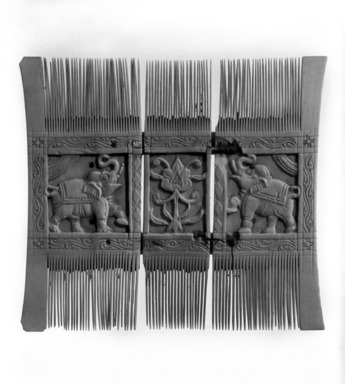  <em>Comb</em>, 17th-18th century. Ivory, 4 × 4 1/8 in. (10.2 × 10.5 cm). Brooklyn Museum, Bequest of Dr. Samuel Eilenberg, 2021.1.20 (Photo: Brooklyn Museusm, 2021.1.20_bw_SL4.jpg)