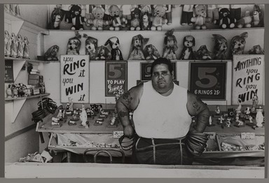 Fred McDarrah (1926–2007, American, b. Brooklyn, NY). <em>Untitled (Coney Island), Brooklyn, New York, June 13, 1965</em>, 6/13/1965. Gelatin silver print (vintage), sheet: 8 × 10 in. (20.3 × 25.4 cm). Brooklyn Museum, Gift from the Goldman-Sonnenfeldt Family, 2023.69.16. © artist or artist's estate (Photo: Brooklyn Museum, 2023.69.16_PS11.jpg)