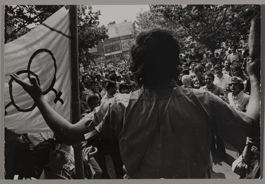 Fred McDarrah (1926–2007, American, b. Brooklyn, NY). <em>Untitled (Christopher Street Liberation Day March), New York, New York, July 27, 1969</em>, 7/27/1969. Gelatin silver print (vintage), sheet: 8 × 10 in. (20.3 × 25.4 cm). Brooklyn Museum, Gift from the Goldman-Sonnenfeldt Family, 2023.69.24. © artist or artist's estate (Photo: Brooklyn Museum, 2023.69.24_PS11.jpg)