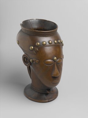 Kuba. <em>Palm Wine Cup (Mbwoongntey)</em>, 19th century. Wood, copper alloy, 6 3/4 x 4 x 5 1/8 in. (17.1 x 10.2 x 13 cm). Brooklyn Museum, Museum Expedition 1922, Robert B. Woodward Memorial Fund, 22.1487. Creative Commons-BY (Photo: Brooklyn Museum, 22.1487_PS2.jpg)