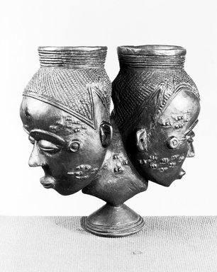 Kuba (Bushoong subgroup). <em>Janus-Faced Goblet (Mbwoongntey)</em>, early 20th century. Wood, 5 3/4 x 5 1/2 in. (14.5 x 14.0 cm). Brooklyn Museum, Museum Expedition 1922, Robert B. Woodward Memorial Fund, 22.1488. Creative Commons-BY (Photo: Brooklyn Museum, 22.1488_acetate_bw.jpg)
