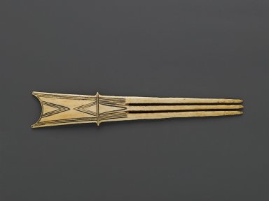 Mangbetu. <em>Hairpin</em>, late 19th or early 20th century. Ivory, 1 1/8 x 6 1/2 in. (2.9 x 16.5 cm). Brooklyn Museum, Museum Expedition 1922, Robert B. Woodward Memorial Fund, 22.1604. Creative Commons-BY (Photo: Brooklyn Museum, 22.1604_PS6.jpg)