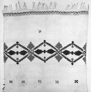  <em>Table Runner</em>. Silk embroidered cotton Brooklyn Museum, Museum Expedition 1922, Robert B. Woodward Memorial Fund, 22.1955.15. Creative Commons-BY (Photo: Brooklyn Museum, 22.1955.15_bw.jpg)