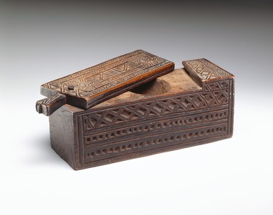 Swahili. <em>Box with Sliding Lid</em>, late 19th century. Wood, 3 1/2 x 10 1/2 x 2 3/4 in. (8.9 x 26.7 x 7 cm). Brooklyn Museum, Museum Expedition 1922, Robert B. Woodward Memorial Fund, 22.810. Creative Commons-BY (Photo: , 22.810_SL3.jpg)