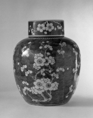  <em>Jar with Cover</em>, 1662-1722. Porcelain with cobalt-blue underglaze decoration, 9 3/4 x 8 1/8 in. (24.8 x 20.6 cm). Brooklyn Museum, Gift of the executors of the Estate of Colonel Michael Friedsam, 32.1038a-b. Creative Commons-BY (Photo: Brooklyn Museum, 32.1038a-b_view1_bw.jpg)