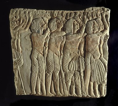  <em>Soldiers Honoring Their Lord</em>, ca. 1336–1327 B.C.E. Limestone, pigment, 16 7/16 x 14 7/16 in. (41.8 x 36.6 cm). Brooklyn Museum, Charles Edwin Wilbour Fund, 32.103. Creative Commons-BY (Photo: Brooklyn Museum, 32.103_SL1.jpg)