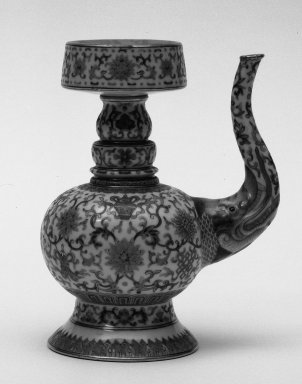  <em>Pot (Biba)</em>, 1796-1820. Porcelain with famille rose decoration, 7 5/8 x 5 7/8 in. (19.4 x 15 cm). Brooklyn Museum, Gift of the executors of the Estate of Colonel Michael Friedsam, 32.1103. Creative Commons-BY (Photo: Brooklyn Museum, 32.1103_bw.jpg)