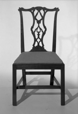 American. <em>Side Chair</em>, late 18th century. Mahogany, 38 1/4 x 21 x 18 in. (97.2 x 53.3 x 45.7 cm). Brooklyn Museum, Henry L. Batterman Fund, 32.1615. Creative Commons-BY (Photo: Brooklyn Museum, 32.1615_acetate_bw.jpg)