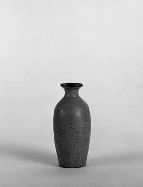  <em>Miniature Vase</em>, 18th-early 19th century. Porcelain, 2 15/16 x 1 9/16 in. (7.5 x 4 cm). Brooklyn Museum, Gift of the executors of the Estate of Colonel Michael Friedsam, 32.895. Creative Commons-BY (Photo: Brooklyn Museum, 32.895_bw.jpg)