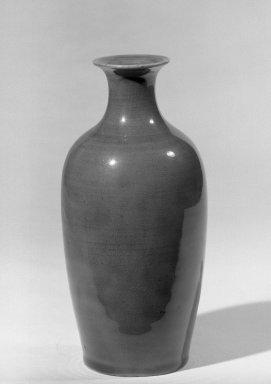  <em>Vase</em>, late 19th century. Porcelain with monochrome glaze, 6 1/8 x 2 3/4 in. (15.5 x 7 cm). Brooklyn Museum, Gift of the executors of the Estate of Colonel Michael Friedsam, 32.966. Creative Commons-BY (Photo: Brooklyn Museum, 32.966_acetate_bw.jpg)
