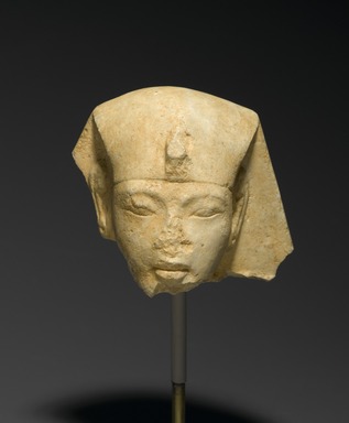  <em>Head from a Shabty of King Akhenaten</em>, ca. 1352–1336 B.C.E. Limestone, 2 13/16 x 2 3/4 x 2 3/4 in. (7.2 x 7 x 7 cm). Brooklyn Museum, Charles Edwin Wilbour Fund, 33.52. Creative Commons-BY (Photo: Brooklyn Museum, 33.52_PS2.jpg)