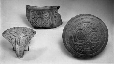  <em>Fragment of a Pot</em>. Ceramic Brooklyn Museum, Museum Expedition 1933, Purchased with funds given by Jesse Metcalf, 33.666. Creative Commons-BY (Photo: , 33.666_33.668_33.673_acetate_bw.jpg)