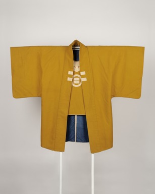  <em>Warrior's Short Coat</em>. Wool, armspan x length: 50 x 43 11/16 in. (127 x 111 cm). Brooklyn Museum, Brooklyn Museum Collection, 34.1265. Creative Commons-BY (Photo: Brooklyn Museum, 34.1265_front_PS20.jpg)