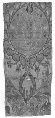  <em>Rectangular Panel</em>, 16th century. Plain compound weave silk, 16 1/4 x 7 1/16 in. (41.3 x 18 cm). Brooklyn Museum, Gift of Pratt Institute, 34.183. Creative Commons-BY (Photo: Brooklyn Museum, 34.183_bw.jpg)