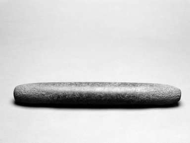  <em>Grinding Stone or Mano</em>. Volcanic stone, 2 1/4 x 2 x 14 1/2 in. (5.7 x 5.1 x 36.8 cm). Brooklyn Museum, Alfred W. Jenkins Fund, 34.5261. Creative Commons-BY (Photo: Brooklyn Museum, 34.5261_bw.jpg)