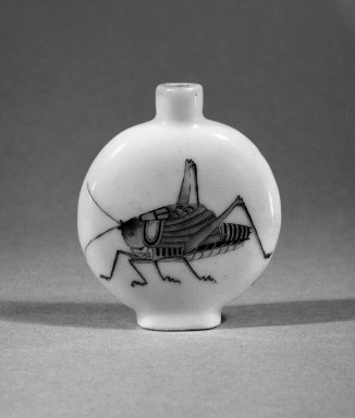  <em>Snuff Bottle</em>, 19th century. White glazed porcelain, 2 9/16 x 2 3/16 in. (6.5 x 5.5 cm). Brooklyn Museum, Brooklyn Museum Collection, 34.5716. Creative Commons-BY (Photo: Brooklyn Museum, 34.5716_bw.jpg)