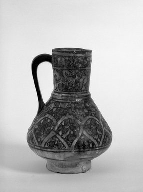  <em>Ewer</em>, 14th century. Ceramic, 9 3/4 x 7 in. (24.8 x 17.8 cm). Brooklyn Museum, 34.6032-. Creative Commons-BY (Photo: Brooklyn Museum, 34.6032DUP1_bw.jpg)