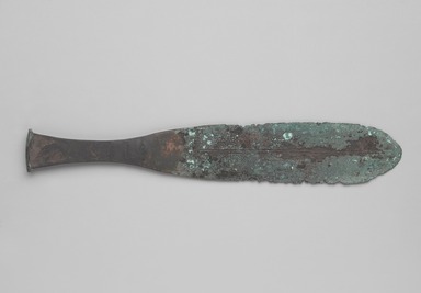  <em>Large Knife and Handle</em>, ca. 1352-1336 B.C.E. Bronze, 2 1/8 x 9/16 x 12 5/8 in. (5.4 x 1.5 x 32 cm). Brooklyn Museum, Gift of the Egypt Exploration Society, 34.6055. Creative Commons-BY (Photo: , 34.6055_front_PS9.jpg)