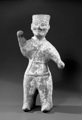  <em>Mortuary Figure of a Man</em>, 206 B.C.E.-220 C.E. Clay, unglazed, 10 1/2 x 6 x 3 3/8 in. (26.7 x 15.2 x 8.6 cm). Brooklyn Museum, Brooklyn Museum Collection, 34.879. Creative Commons-BY (Photo: Brooklyn Museum, 34.879_acetate_bw.jpg)