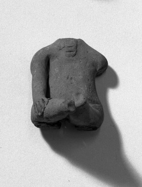  <em>Torso of Seated Figure</em>. Clay Brooklyn Museum, Ella C. Woodward Memorial Fund, 35.1786. Creative Commons-BY (Photo: Brooklyn Museum, 35.1786_acetate_bw.jpg)