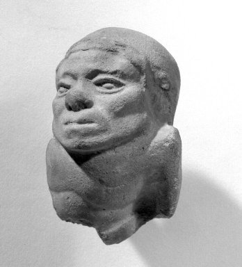  <em>Small Head of a Hunchback</em>. Stone Brooklyn Museum, Gift of Dr. Ernest Franco, 35.1859. Creative Commons-BY (Photo: Brooklyn Museum, 35.1859_view2_acetate_bw.jpg)