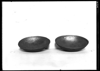  <em>Shallow Dish</em>. Bronze, 1 9/16 x 5 7/8 in. (4 x 15 cm). Brooklyn Museum, Charles Edwin Wilbour Fund, 37.1553E. Creative Commons-BY (Photo: , 37.1552E_37.1553E_GrpA_SL4.jpg)