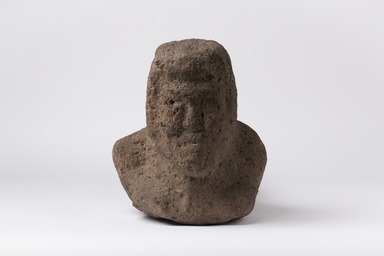  <em>Figure with Large Head</em>. Granite, 12 × 9 × 20 in., 56 lb. (30.5 × 22.9 × 50.8 cm, 25.4kg). Brooklyn Museum, Charles Edwin Wilbour Fund, 37.1983E. Creative Commons-BY (Photo: Brooklyn Museum, 37.1983E_front_PS20.jpg)