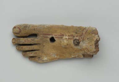  <em>Left Foot from an Anthropoid Coffin</em>, 30 B.C.-2nd century C.E. Wood, gesso, pigment, 2 1/16 x 3 1/5 x 6 5/8 in. (5.2 x 7.7 x 16.8 cm). Brooklyn Museum, Charles Edwin Wilbour Fund, 37.2041.1E. Creative Commons-BY (Photo: Brooklyn Museum, 37.2041.1E_top_PS2.jpg)