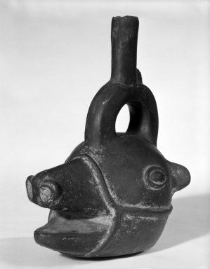 Chimú. <em>Stirrup Spout Vessel in Form of Llama Head</em>, ca.1100-1400. Ceramic, 8 3/4 x 6 in. (22.2 x 15.2 cm). Brooklyn Museum, Frank Sherman Benson Fund and the Henry L. Batterman Fund, 37.2585PA. Creative Commons-BY (Photo: Brooklyn Museum, 37.2585PA_bw.jpg)