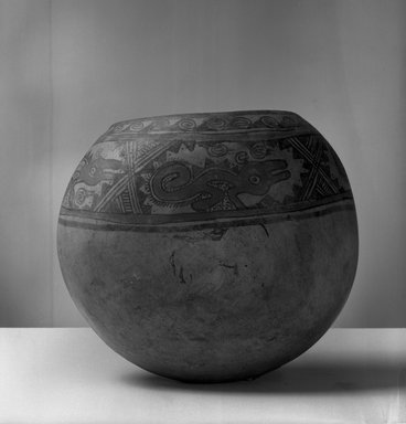  <em>Bowl</em>. Painted buff pottery Brooklyn Museum, Frank Sherman Benson Fund and the Henry L. Batterman Fund, 37.2632PA. Creative Commons-BY (Photo: Brooklyn Museum, 37.2632PA_acetate_bw.jpg)