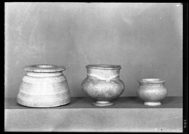  <em>Squat Vase</em>. Egyptian alabaster (calcite), 2 3/4 x Diam. 4 in. (7 x 10.1 cm). Brooklyn Museum, Charles Edwin Wilbour Fund, 37.1576E. Creative Commons-BY (Photo: , 37.388Ea-b_37.397Ea-c_37.1576E_GrpA_SL4.jpg)